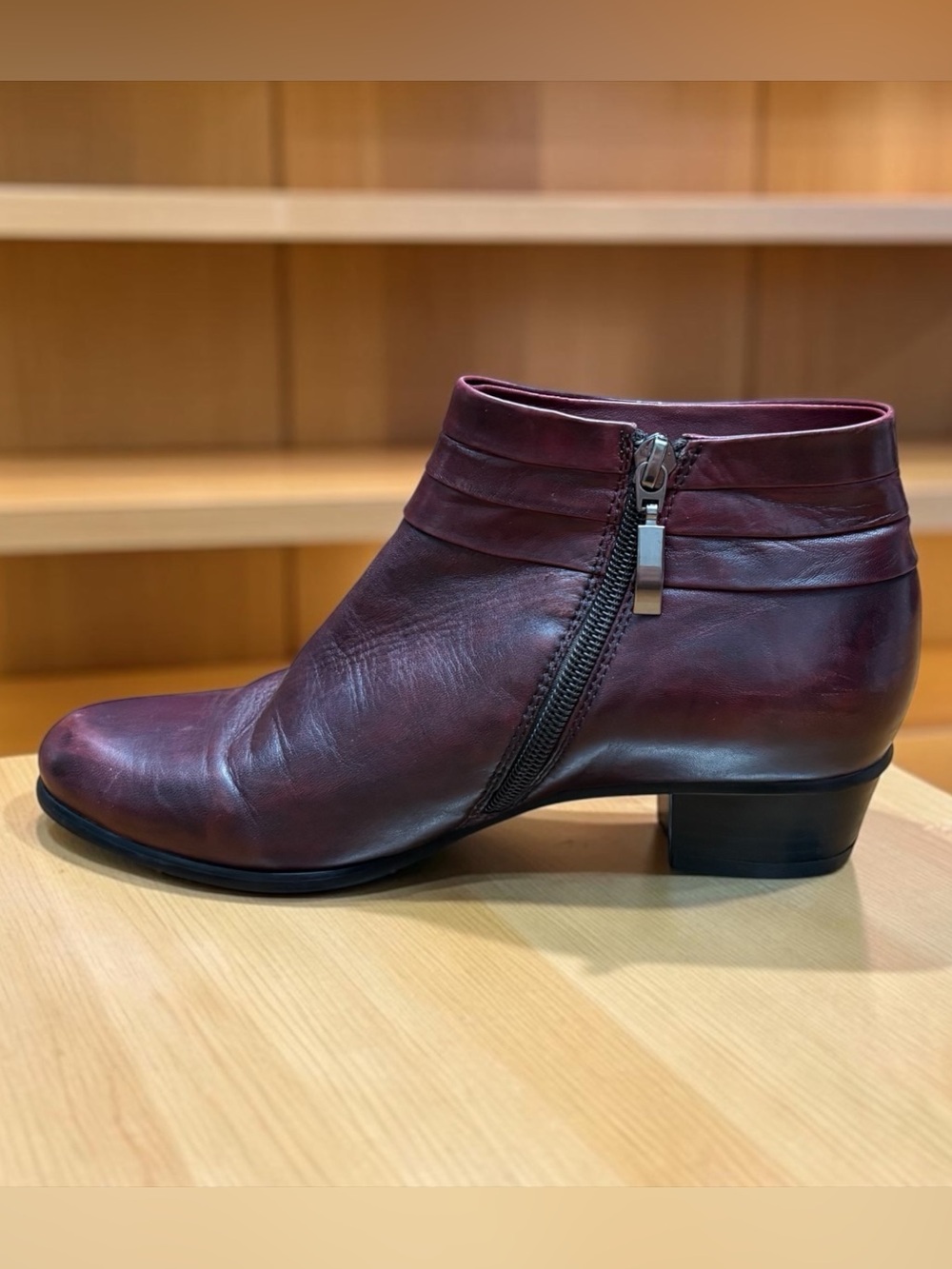 Regarde Le Ciel Stefany, Burgundy Leather Ankle Boots, Size 36 🍂
